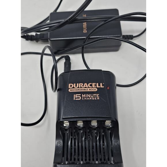 Duracell Rechargeable 15 Minute Charger NiMH Battery w Power Adapter - Picture 2 of 4